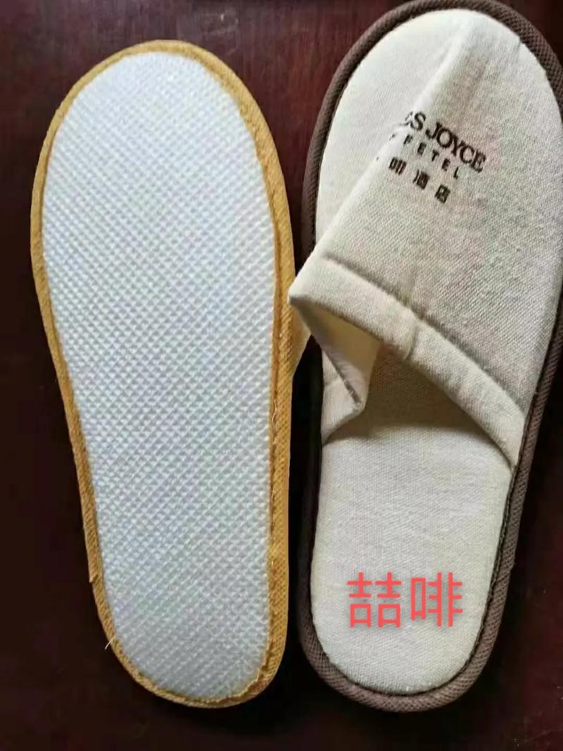 从“老板娘严选”到在线代订 2025年酒店预订的信任变迁与实用攻略